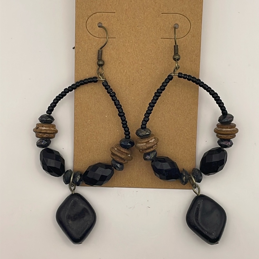 Bohemian Black Seed Beads and Plastic Beads Dangle Earrings (F45)